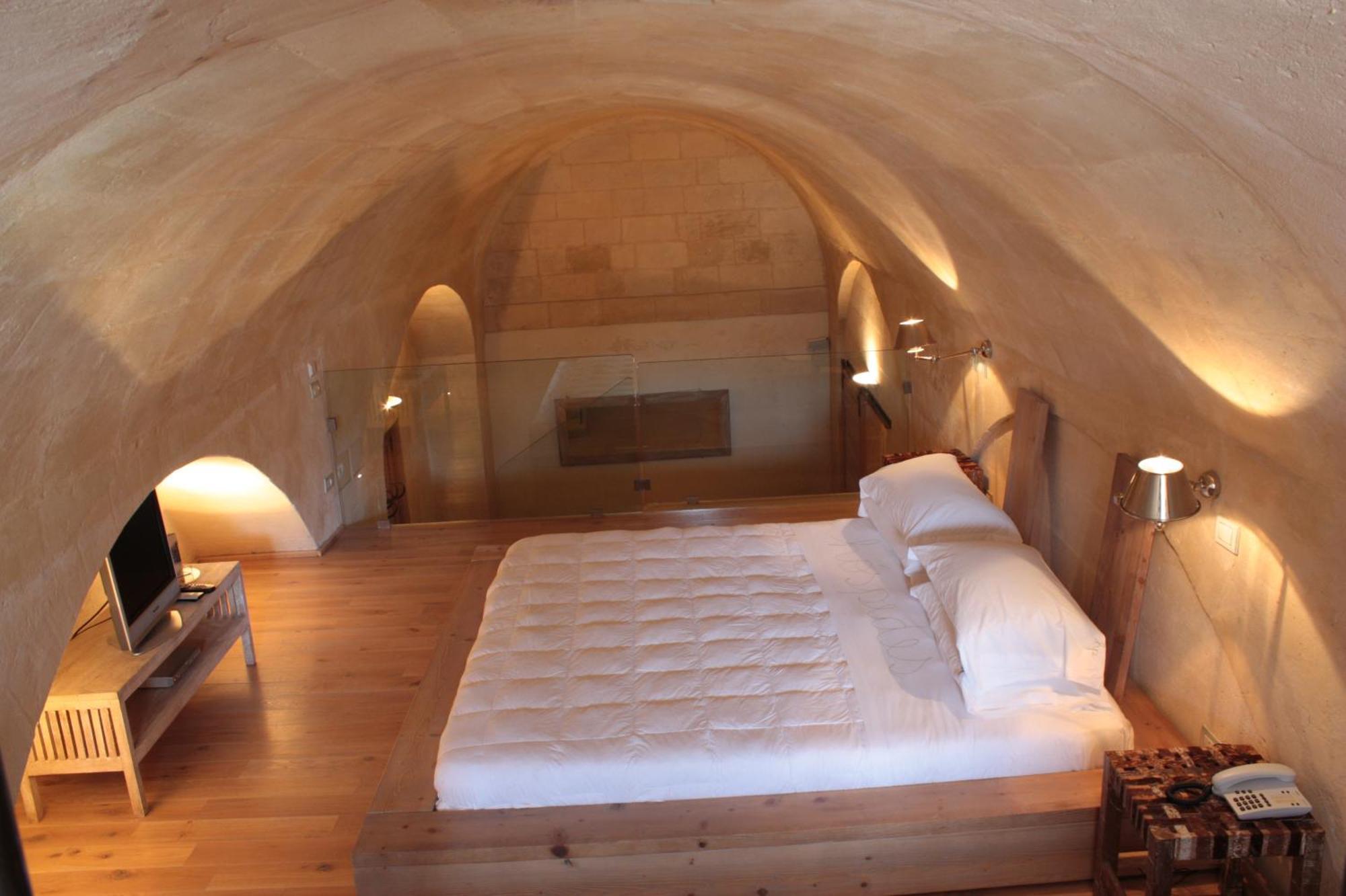 L'Hotel In Pietra Матера Екстериор снимка