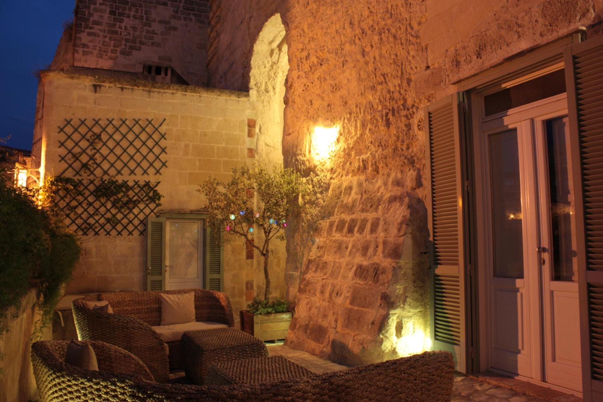 L'Hotel In Pietra Матера Екстериор снимка