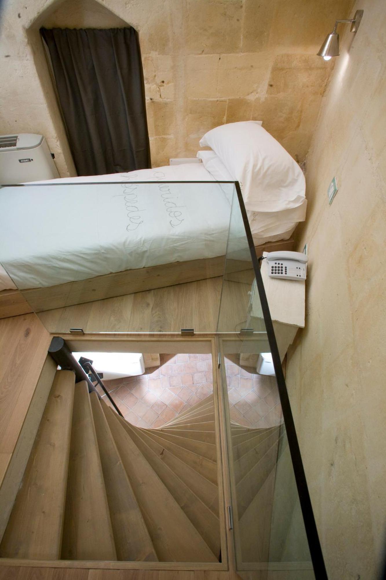 L'Hotel In Pietra Матера Екстериор снимка